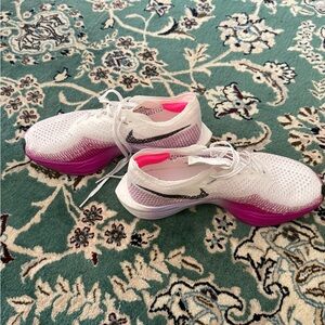 Nike Vaporfly-3 Women's White and Pink Athletic Shoes